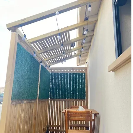 Avec Sauna 36m² 尼奥尔